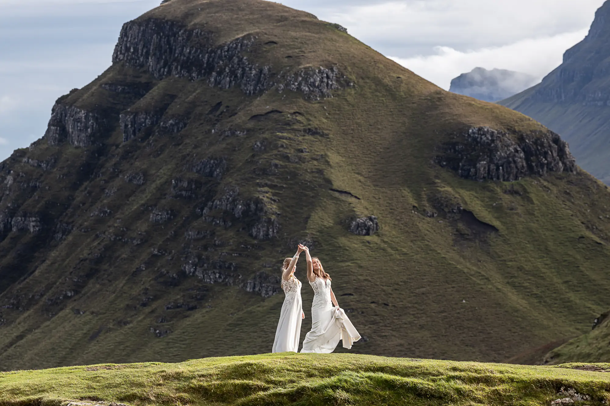 lesbian brides dancing