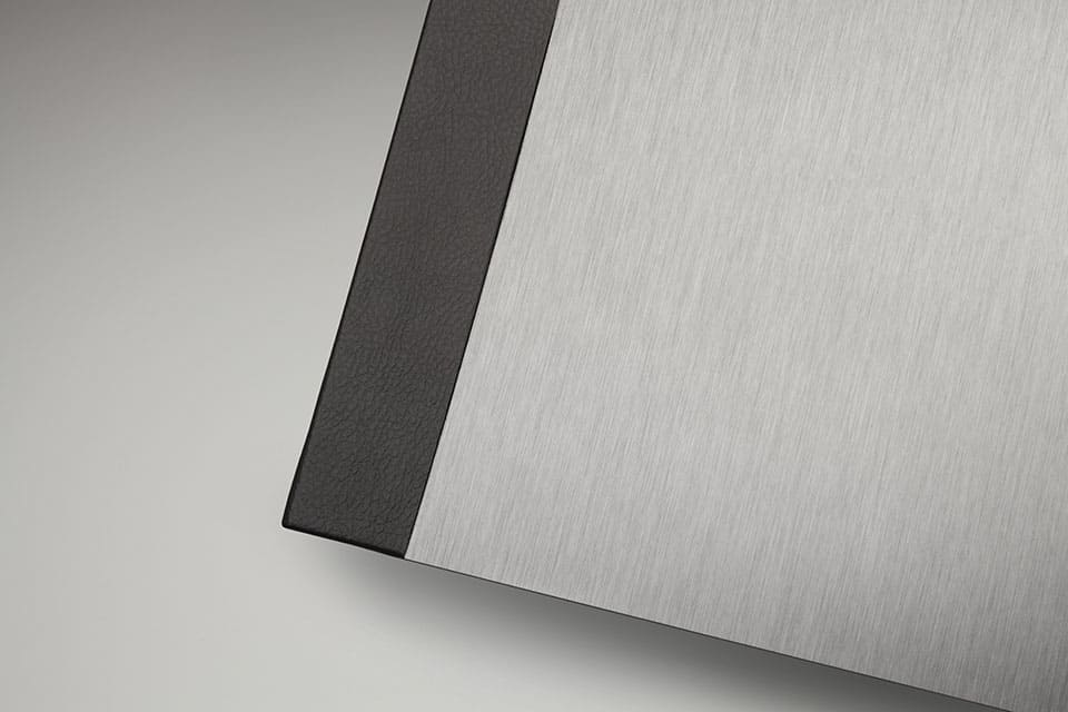 Brushed Aluminium