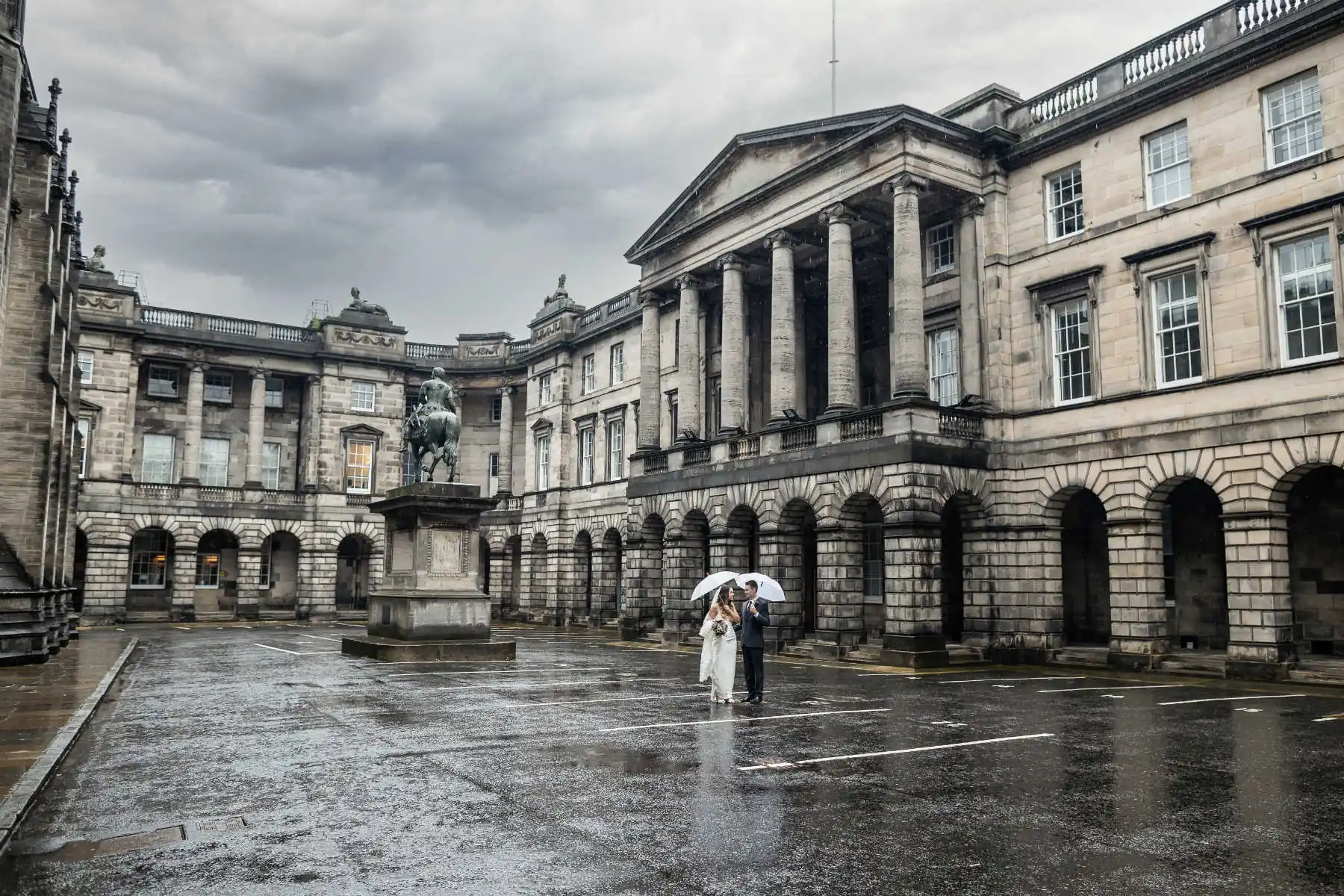 Edinburgh City Chambers weddings. Parliament House - Nicola and Adam