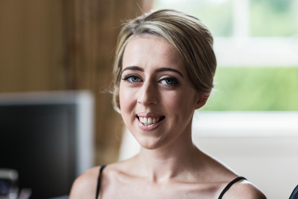 bridesmaid headshot